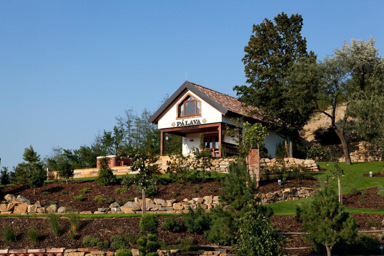 Vinarsky Penzion Andre Velké Pavlovice Exterior foto